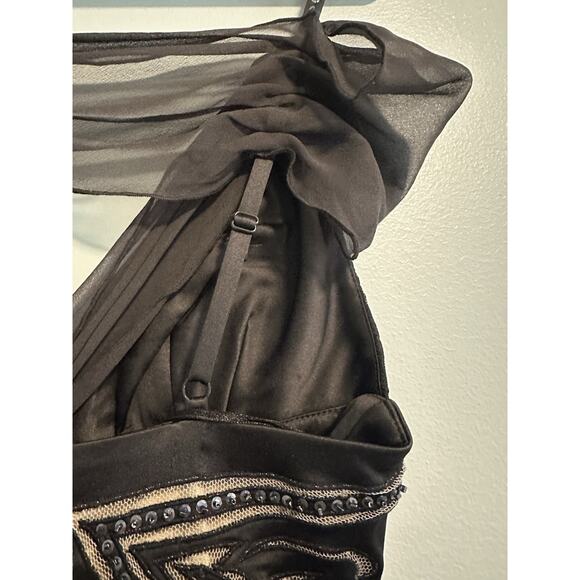 MANDALAY 4 COCKTAIL DRESS Embellished Sequin Fringe Cold Shoulder Black NWT - Picture 3 of 16